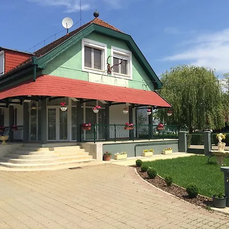 Guest house Horgasz-vadasz Vendeghaz Egyek