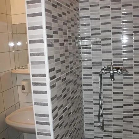 Horgasz-vadasz Vendeghaz Guest house *